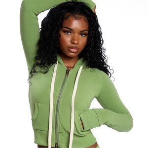 Body by raven Knit SET size XL SOLD OUT